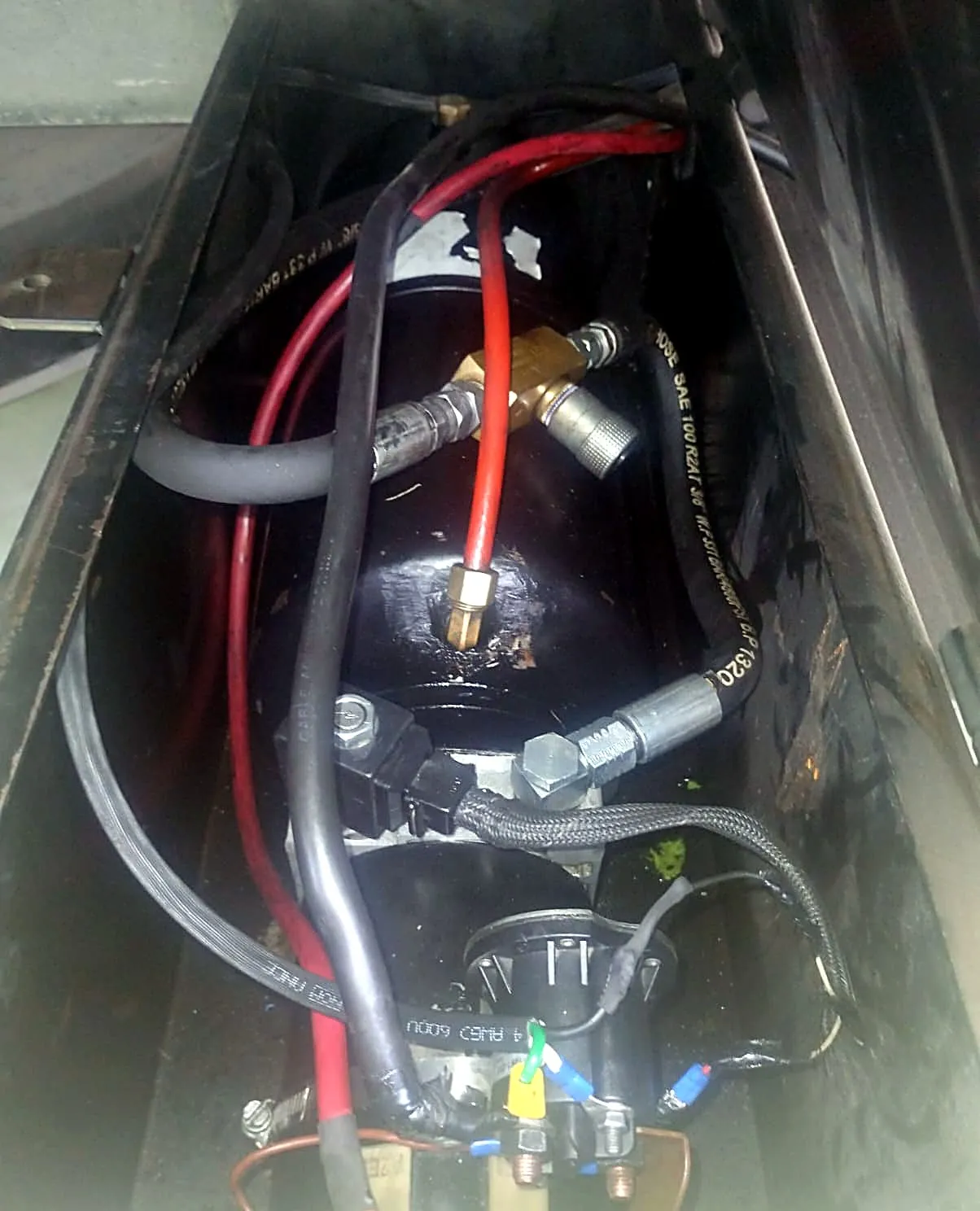 Unidad de potencia hidráulica instalada